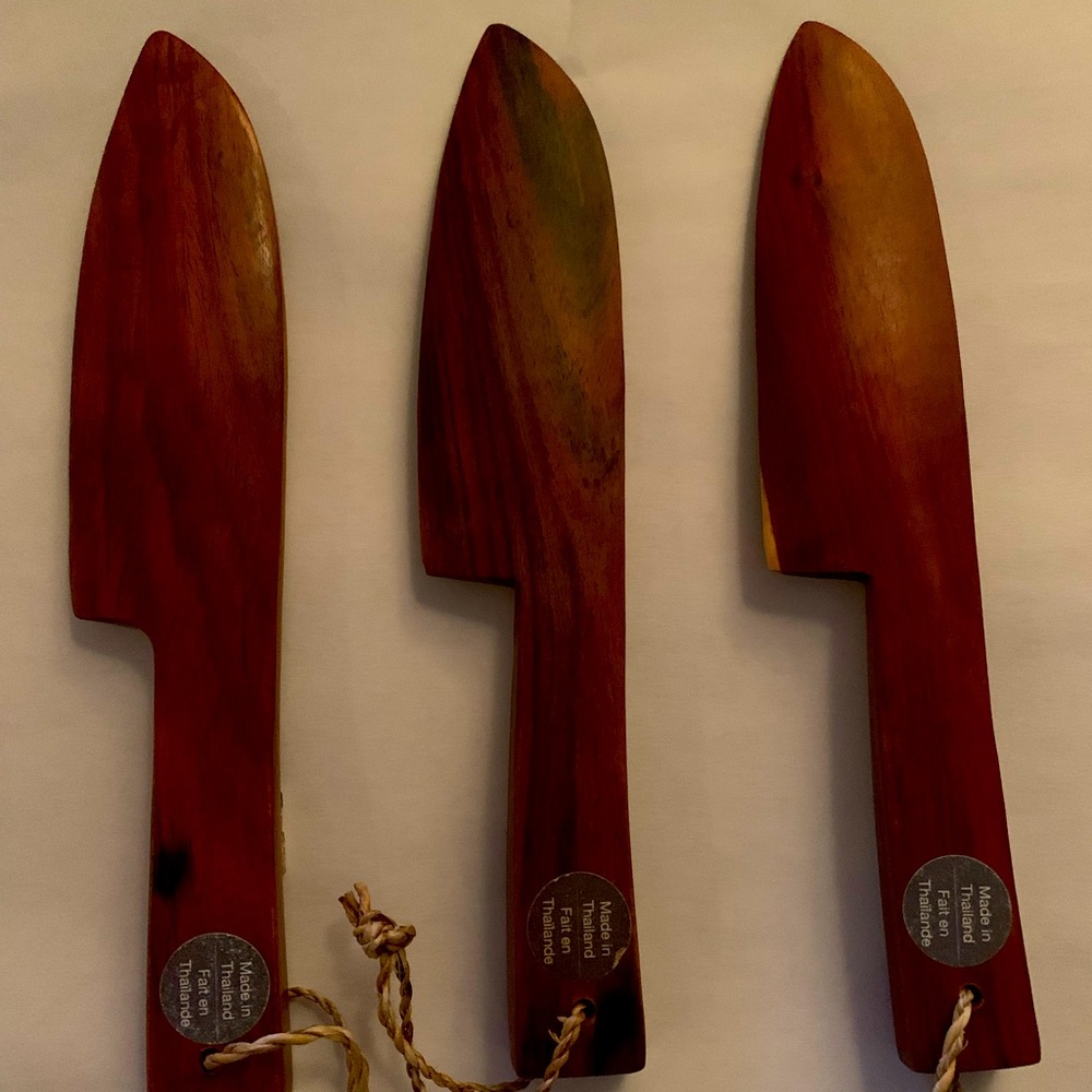 Solid Wood hand carved Spreader Cheese Pâté knife set of 3 BNWT Made inThailand